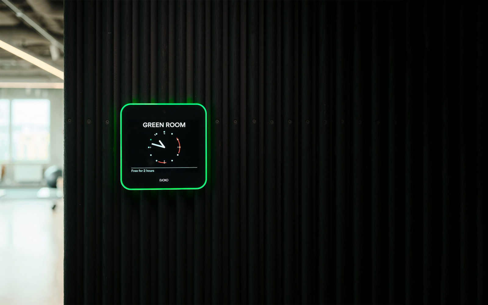 Evoko Liso Room Booking Screen: hero shot